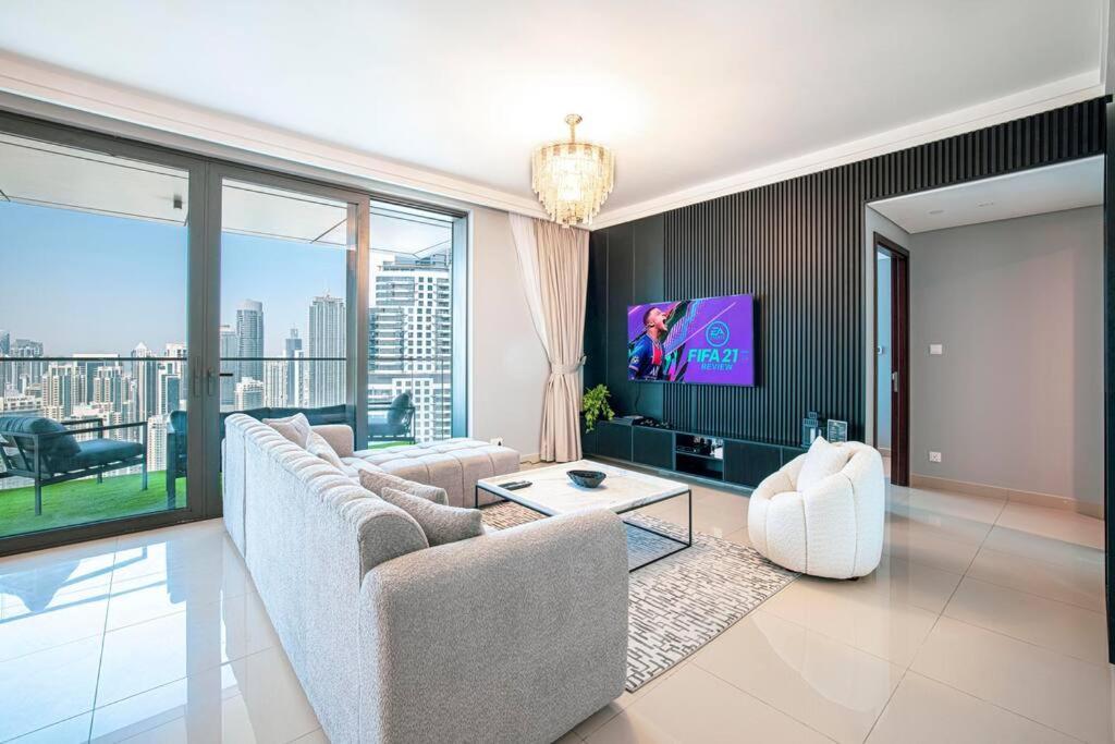 Magnificent Brand New Lux 3Br Burj & Fountain View Apartment Дубай Екстериор снимка