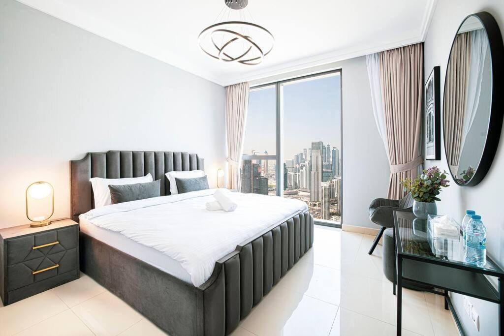 Magnificent Brand New Lux 3Br Burj & Fountain View Apartment Дубай Екстериор снимка