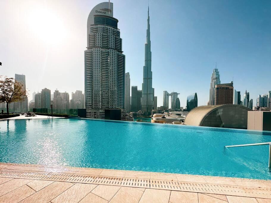 Magnificent Brand New Lux 3Br Burj & Fountain View Apartment Дубай Екстериор снимка