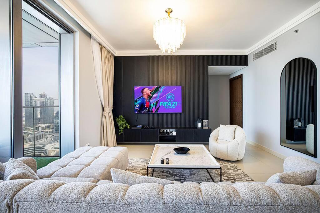 Magnificent Brand New Lux 3Br Burj & Fountain View Apartment Дубай Екстериор снимка