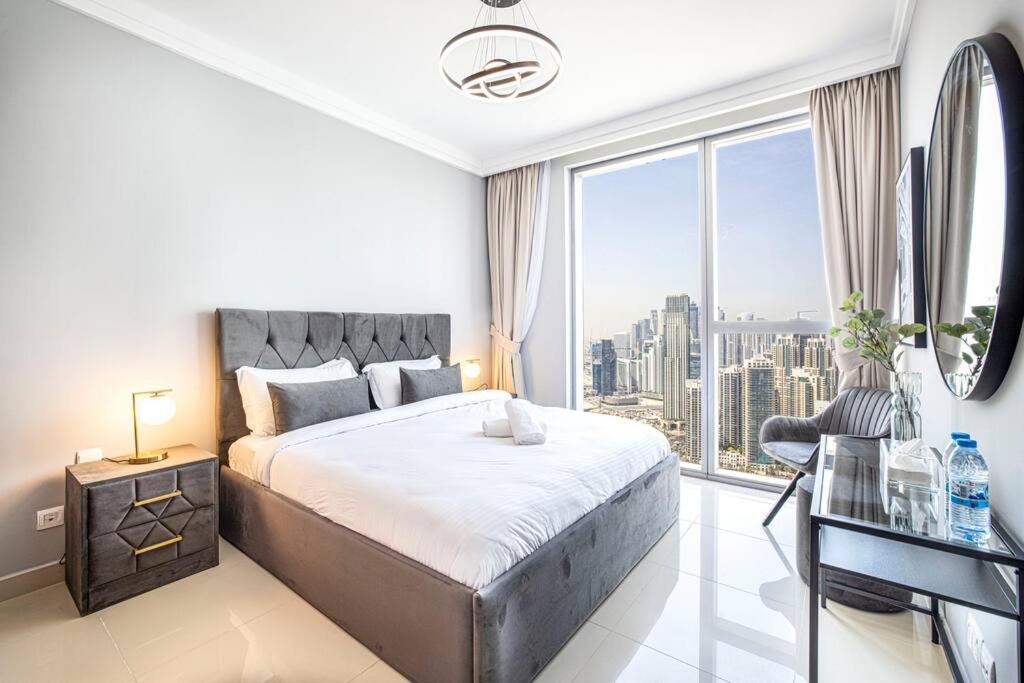Magnificent Brand New Lux 3Br Burj & Fountain View Apartment Дубай Екстериор снимка